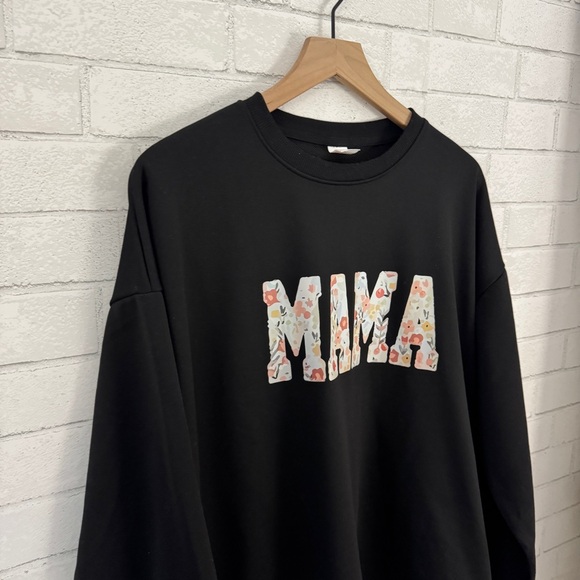 Black 'MAMA' Graphic Sweatshirt - Picture 2 of 7